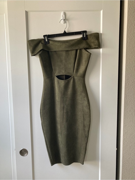 AKIRA Dresses & Skirts - AKIRA Olive Green Off-the-Shoulder Bodycon Dress